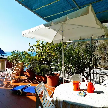 Attico Vista Mare, Daire Levanto
